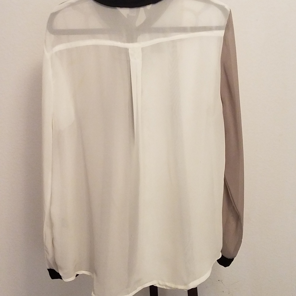 Blouse - Picture 2 of 2